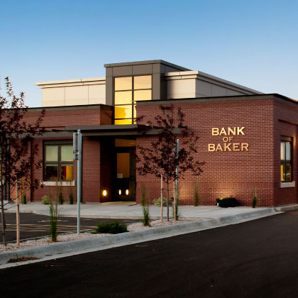 the front of the Bank of Baker location